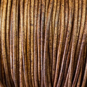 Cordón de cuero de madera de miel antigua de 2 mm. Cuero europeo de primera calidad de 2 mm, LCR2 - Madera de miel antigua n.° 47P