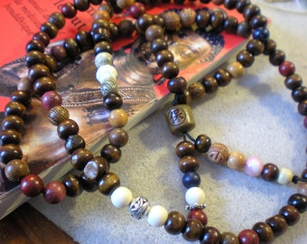 Kit  bracelet/collier  MALA aux  perles de bois  fantaisie "handmade" de différentes couleurs