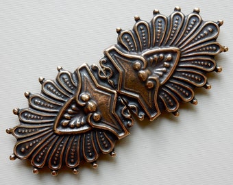Fermaglio per mantello rinascimentale in bronzo