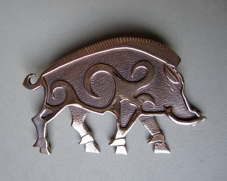 Large Boar Brooch or Pendant in Bronze image 7