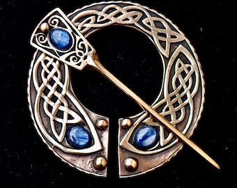 Cloak Clasp - Pennanular Brooch - Bronze with Kyanite