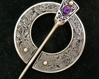 Cloak Clasp -White Bronze Pennanular Brooch with Amethyst