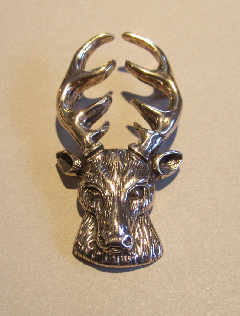 Stag Head Pendant in Bronze image 4