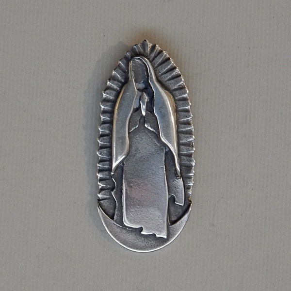 Pendentif Notre-Dame de Guadalupe en argent sterling ou en bronze