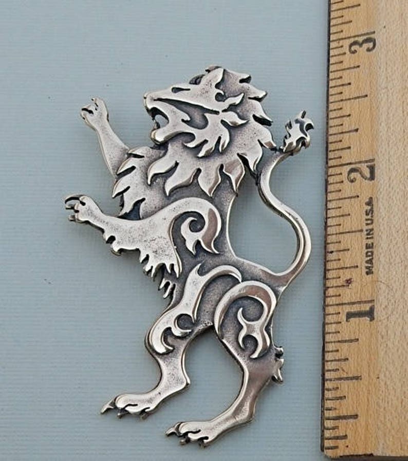 Lion Brooch or Pendant in Bronze image 5