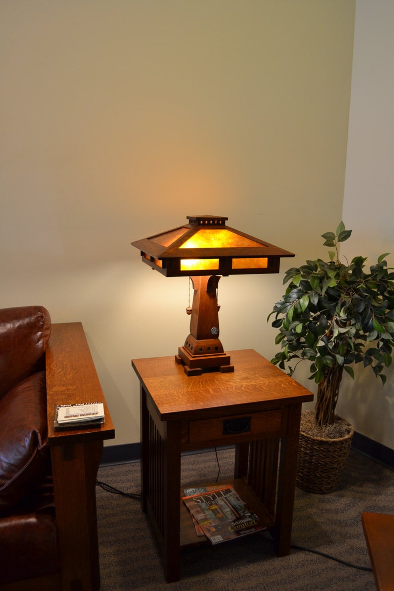 Mission Style Table Lamp with Mica Shade Panels image 3