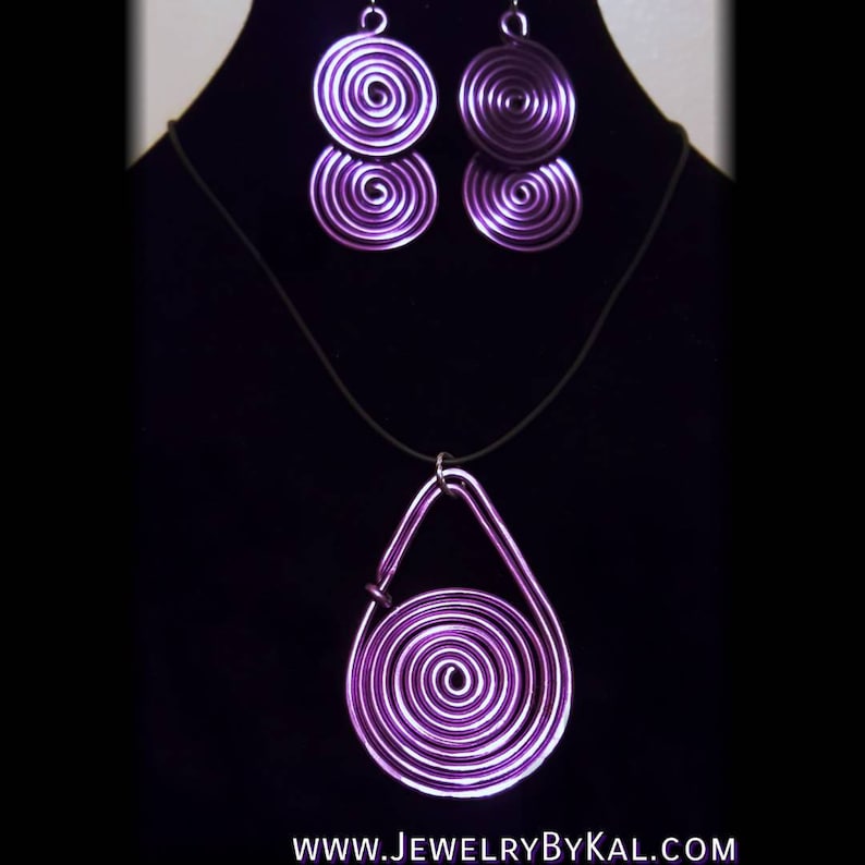Jewelry Set Swirled Aluminum Dangle Earrings and Swirled Pendant Choose Your Color!