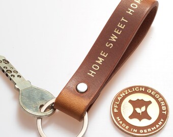Leather key ring, vegetable-tanned – brown – HOME SWEET HOME gold embossing – housewarming gift – handmade in Northern Germany