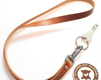 Long, vegetable-tanned leather lanyard – brown – no logo / plain – gift for women and men – handmade in Northern Germany | ELBERCRAFT®
