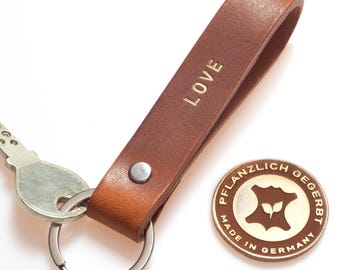 Leather keychain, vegetable-tanned – brown – LOVE gold embossing – gift for partner & Valentine's Day – handmade in Germany