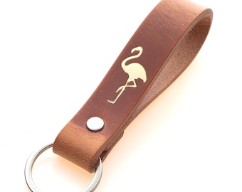 Brown leather keychain – Flamingo with gold embossing – Leather Keychain – Birthday Gift – Bird Keyring | ELBERCRAFT®