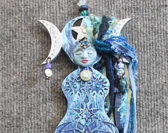 The RAL Goddess Feminine Power Triple Goddess Wall Plaque Figurine Decor Store for The Soul!!!