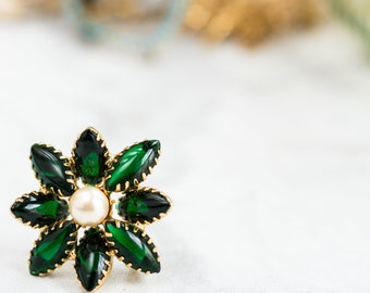 Mid Century Brooch - Green Crystal and Pearl Pin - Gift For Her