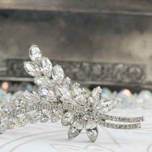 Large Rhinestone Brooch - Vintage Wedding Jewelry for Bride or Bridesmaid