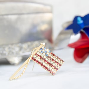Happy Independence Day Brooch - Vintage Flag Pin - Patriotic Gift For Her