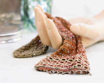 Monedero de cuentas de seda y acero antiguo - Downton Abbey Fashion