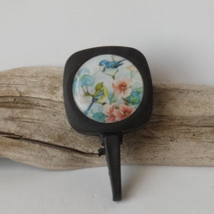 Badge id , porte -carte rétractable "  Fleurs et oiseau  " idéal  pour carte magnétique , carte d'employé , pour infirmières , enseignants ,