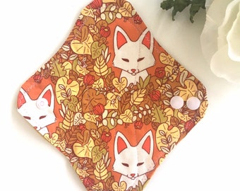 Pure Cotton left hand fox One liner Quad layer core golden fox Pantyliner 8 Regular size