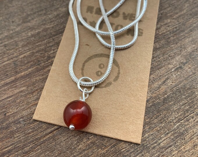 Carnelian necklace, carnelian bead necklace, carnelian pendant necklace, carnelian jewellery, carnelian pendant, carnelian necklace silver,