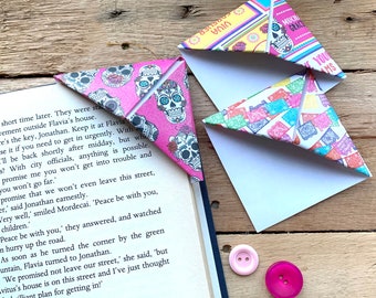 Skull bookmark, skull gifts, skull book, halloween bookmark, colourful bookmark, fiesta gifts, book of life, bookmark set, bookmark paper,