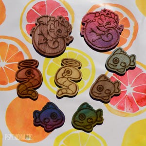 Misc Wood Paw Pins/Magnets