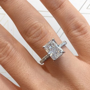 Anillo de compromiso de diamantes E VS de 2,5 quilates, estilo halo oculto, diamante radiante, anillo de novia precioso de oro blanco de 14 quilates