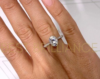 Unique 2.5 Ct Perfect Oval Moissanite Anniversary Ring