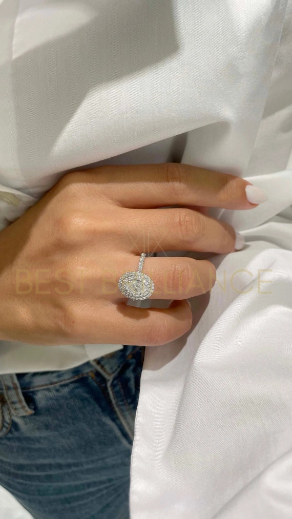 1.75 carat oval diamond ring deals