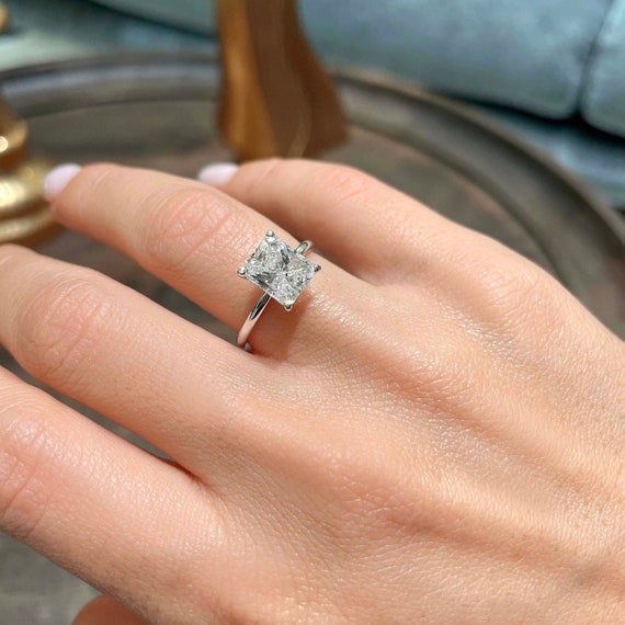 Solitaire Engagement Ring, 2 Carat Radiant Cut, Diamond Ring, 14K White  Gold, Solitaire Ring, Diamond Engagement Ring, Diamond Radiant Ring -   Canada