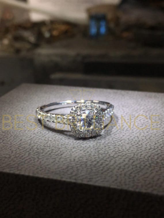 Bague de fiancailles en diamant or blanc 14 carats diamant rond naturel parametres de pave Halo bague de mariage cadeaux pour elle 0 5 carat VS2 Etsy Canada