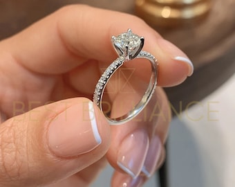 Engagement rings best sale side