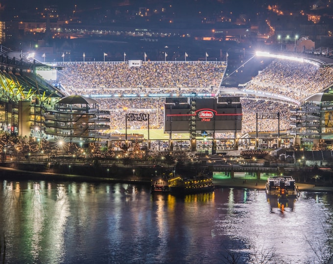 A view of Heinz Field during the last game of the 2014 Pittsburgh Steeler regular season - Various Prints