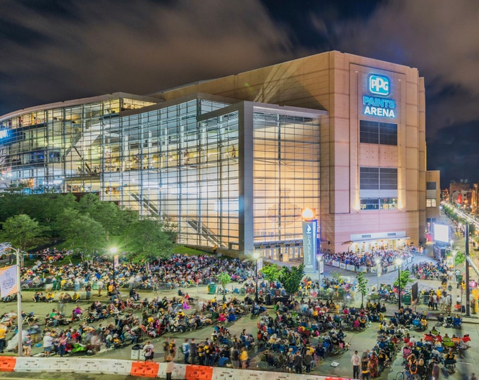 Pittsburgh Penguins Panoramic Poster - PPG Paints Arena