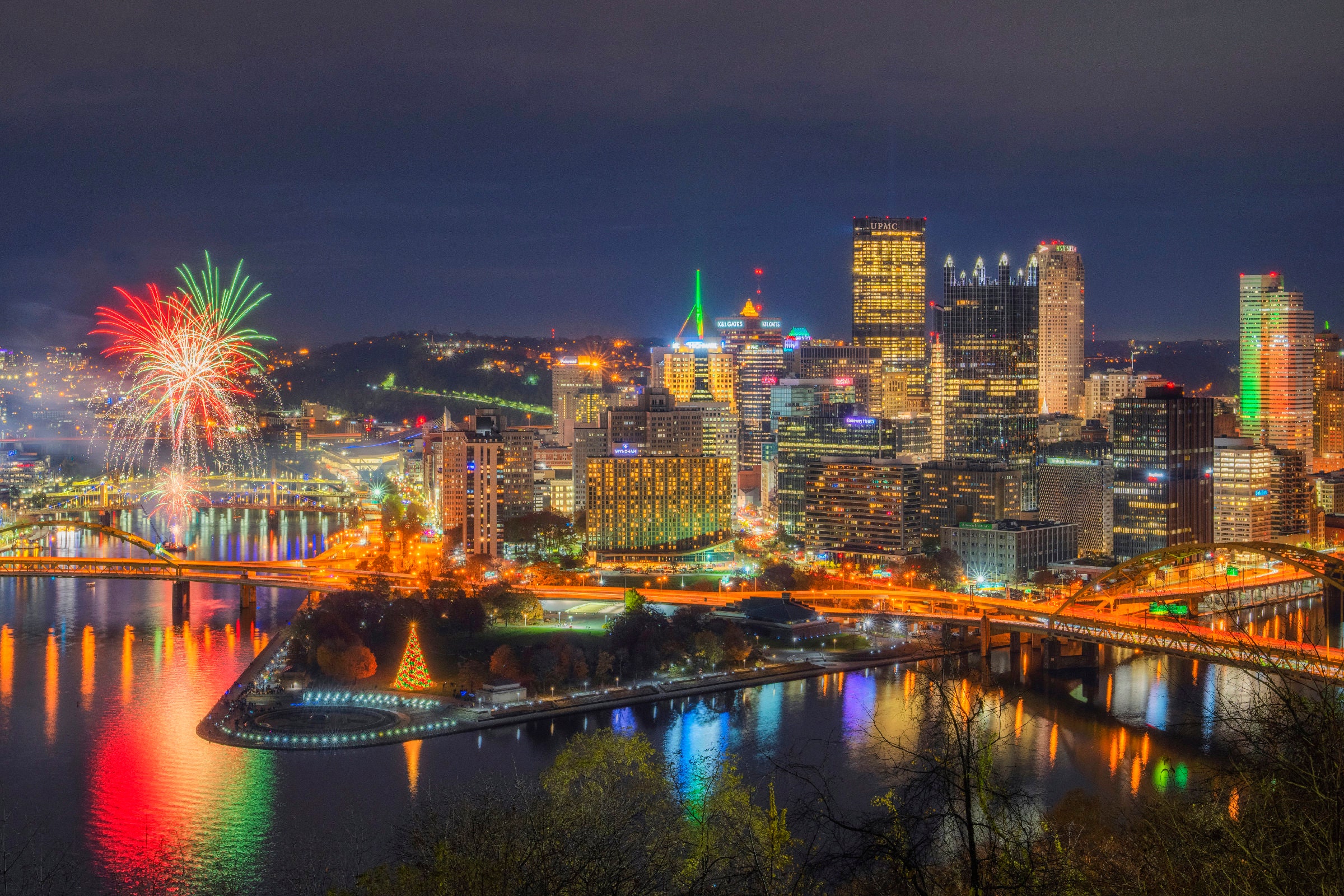 Light Up Night 2021 Fireworks in Pittsburgh Pittsburgh skyline