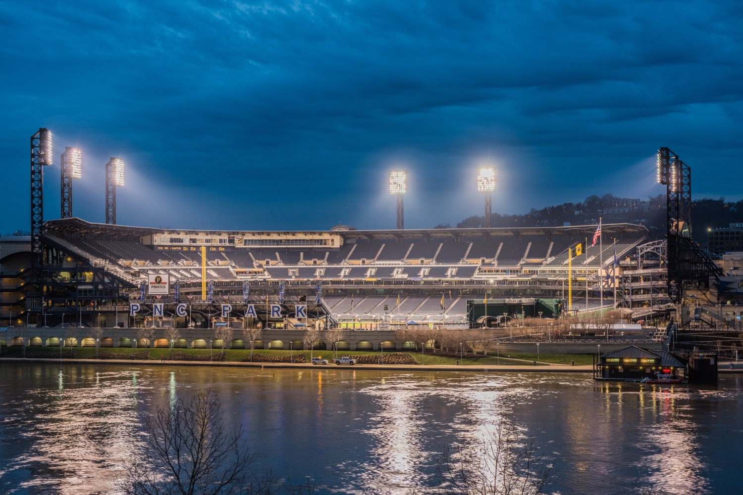 What to Eat at PNC Park, Home of the Pittsburgh Pirates, 2015