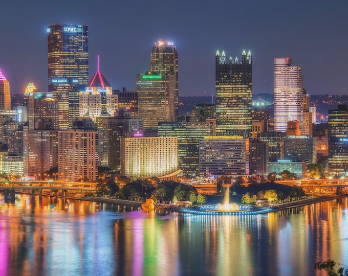 The Giant Rubber Duck at the Point in Pittsburgh - Pittsburgh skyline - Various Prints