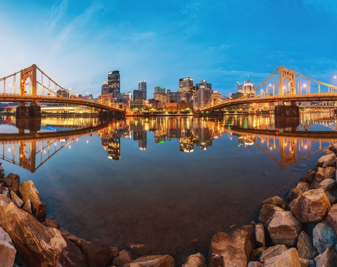 Panorama of the Pittsburgh skyline along the North Shore - Metal Print