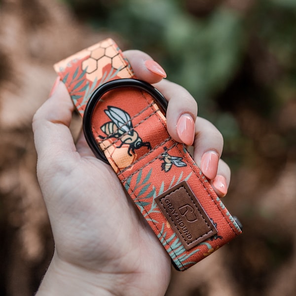 Handmade Honey Bee Dog Collar: Durable Canvas, Nature Print