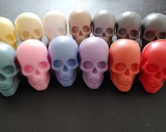 3d skull party favor. .75 oz. Triple butter soap. Perfect Halloween, goth birthday, goth baby shower, goth wedding party favors. decor prize