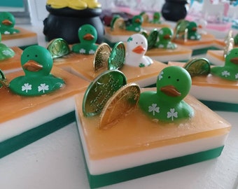 St. Patrick's Day Toy soap. Shamrocked duck toy with 2 coins. Vegan friendly. Shea, Mango & Cocoa Butter. Detergent, Phthalate, paraben free