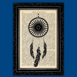 Dreamcatcher Print Native Art Print on Vintage Upcycled Old Page Art gift dreamcatcher native Wall Art Home Decor Vintage Decor (35-Nº8)