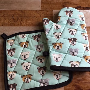 Bulldog insulated/quilted pot holder and oven mitt set/individual
