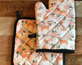 Floral Chihuahua themed insulated/quilted pot holder and oven mitt set