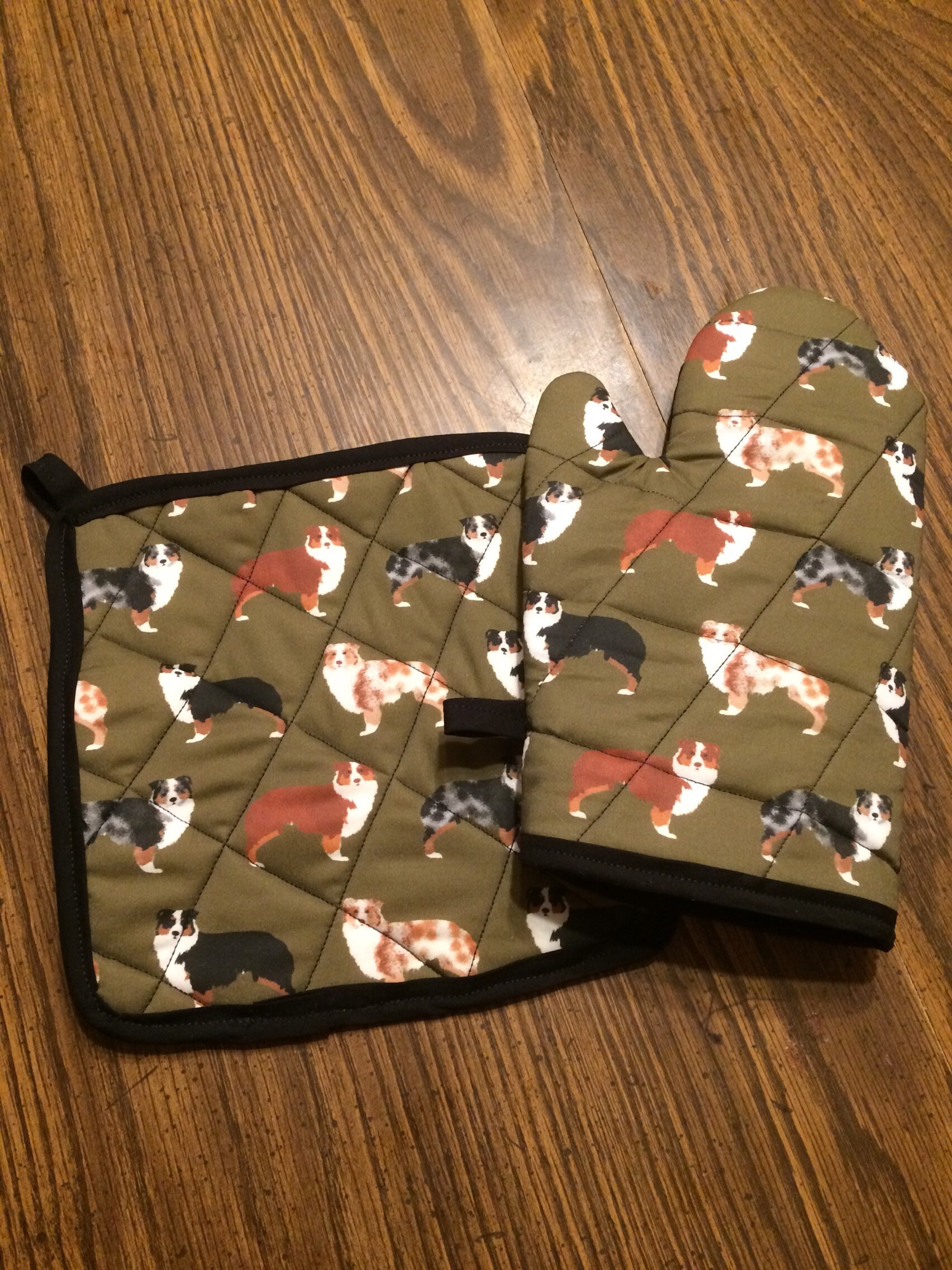 Topflappen & Ofenhandschuh Mit Australian Shepherd Motiv – Hitzebeständig Bis 300°C