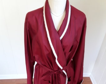 Men's Robe Size XL, Burgundy & White Lightweight Three Pocket Housecoat