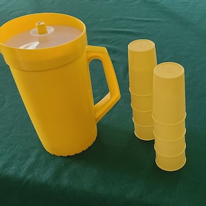 Vintage Tupperware Yellow 2 QT Pitcher With Push Button Lid and 8 Matching Stackable Tumblers, Retro Camper