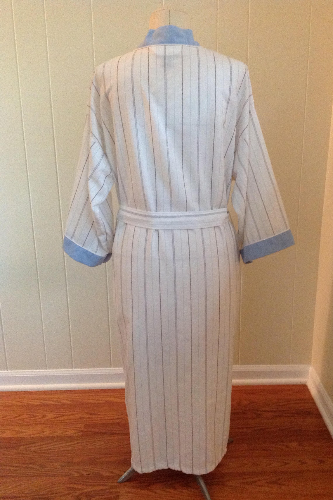 Vintage Men's Cotton Robe Stafford White With Blue Etsy