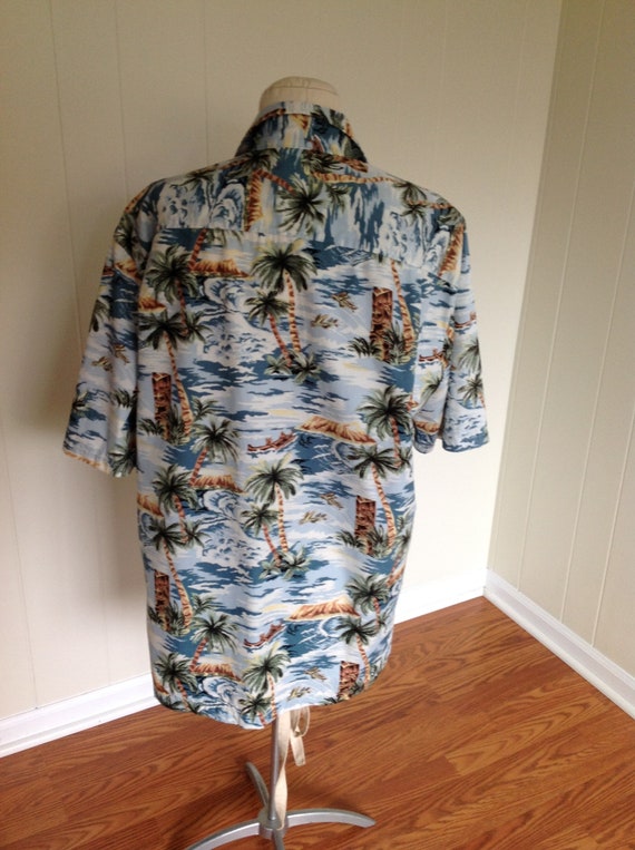 Men's Vintage Hawaiian Shirt, Pacific Legend Made… - image 4