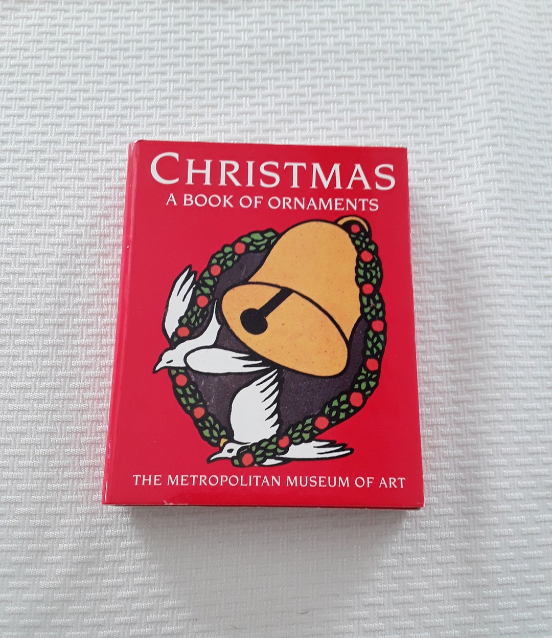 1995 Metropolitan Museum of Art Christmas Book of Ornaments, 5 Press