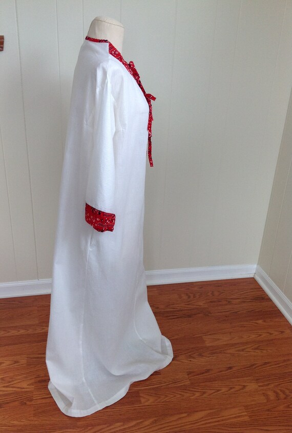Retro Long Sleeve White Maxi Dress with Red Banda… - image 6